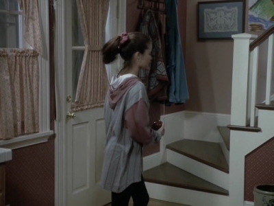 Charmed-Online_dot_nl-PicketFences1x02-1172.jpg