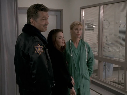 Charmed-Online_dot_nl-PicketFences1x03-2059.jpg