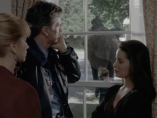 Charmed-Online_dot_nl-PicketFences1x03-2555.jpg