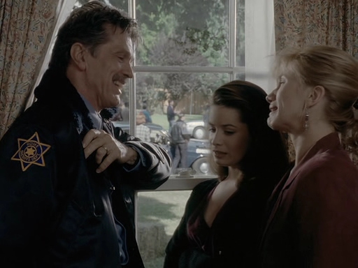 Charmed-Online_dot_nl-PicketFences1x03-2608.jpg