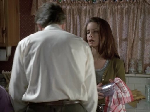 Charmed-Online_dot_nl-PicketFences1x04-0428.jpg