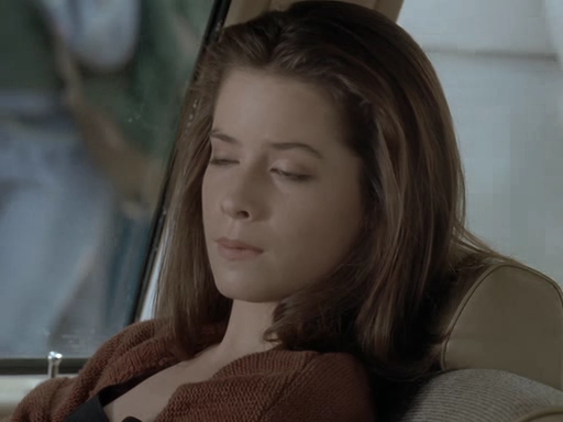 Charmed-Online_dot_nl-PicketFences1x05-0866.jpg Charmed-Online_dot_nl-PicketFences1x05-0866.jpg