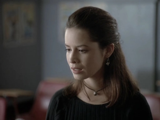 Charmed-Online_dot_nl-PicketFences1x05-1712.jpg