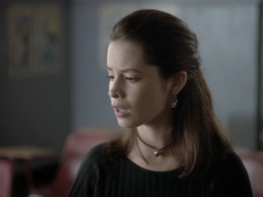 Charmed-Online_dot_nl-PicketFences1x05-1716.jpg