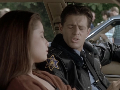 Charmed-Online_dot_nl-PicketFences1x05-0826.jpg