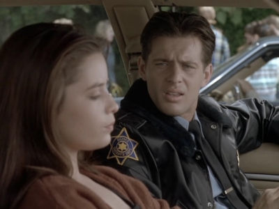 Charmed-Online_dot_nl-PicketFences1x05-0833.jpg