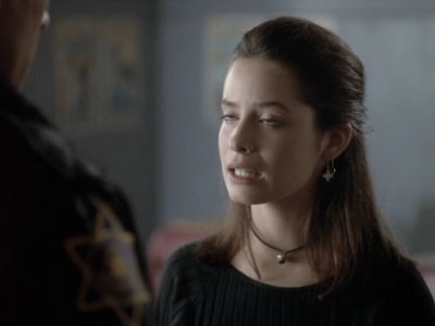 Charmed-Online_dot_nl-PicketFences1x05-1693.jpg