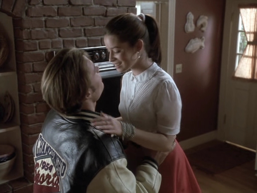 Charmed-Online_dot_nl-PicketFences1x06-0539.jpg