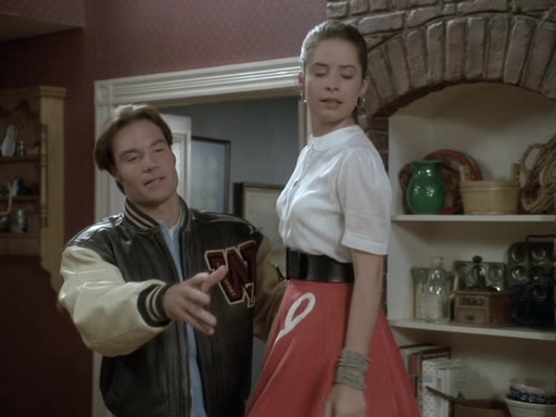 Charmed-Online_dot_nl-PicketFences1x06-0544.jpg