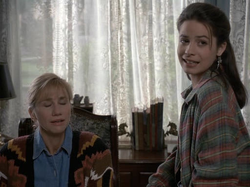 Charmed-Online_dot_nl-PicketFences1x07-0359.jpg