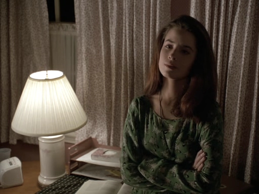 Charmed-Online_dot_nl-PicketFences1x07-1761.jpg Charmed-Online_dot_nl-PicketFences1x07-1761.jpg