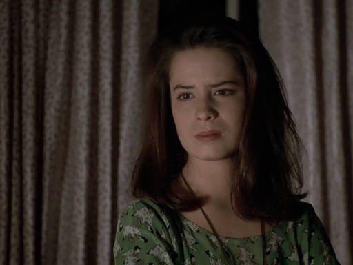 Charmed-Online_dot_nl-PicketFences1x07-1825.jpg