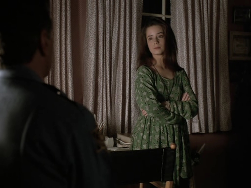 Charmed-Online_dot_nl-PicketFences1x07-1855.jpg