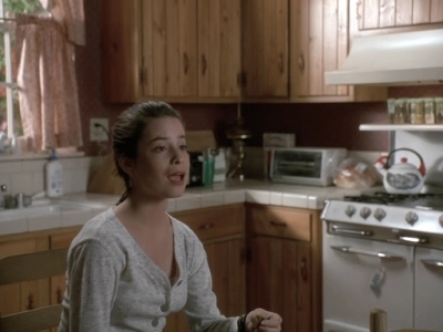 Charmed-Online_dot_nl-PicketFences1x07-0656.jpg