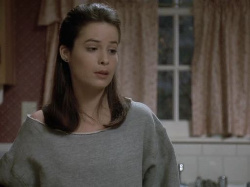 Charmed-Online_dot_nl-PicketFences1x08-1209.jpg