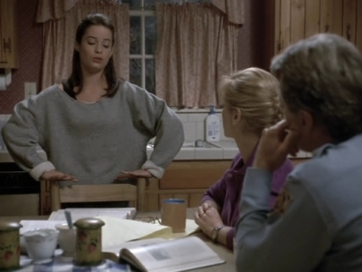 Charmed-Online_dot_nl-PicketFences1x08-1168.jpg