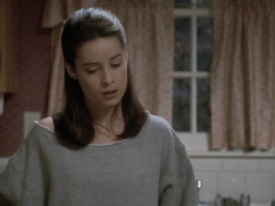 Charmed-Online_dot_nl-PicketFences1x08-1201.jpg