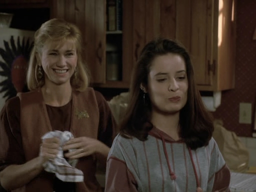 Charmed-Online_dot_nl-PicketFences1x09-3034.jpg