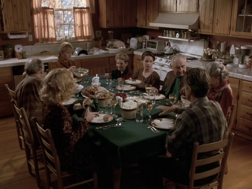 Charmed-Online_dot_nl-PicketFences1x09-5346.jpg