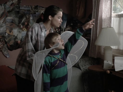 Charmed-Online_dot_nl-PicketFences1x11-1233.jpg