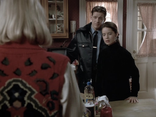 Charmed-Online_dot_nl-PicketFences1x12-3033.jpg