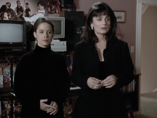 Charmed-Online_dot_nl-PicketFences1x12-3562.jpg