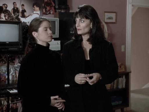 Charmed-Online_dot_nl-PicketFences1x12-3568.jpg
