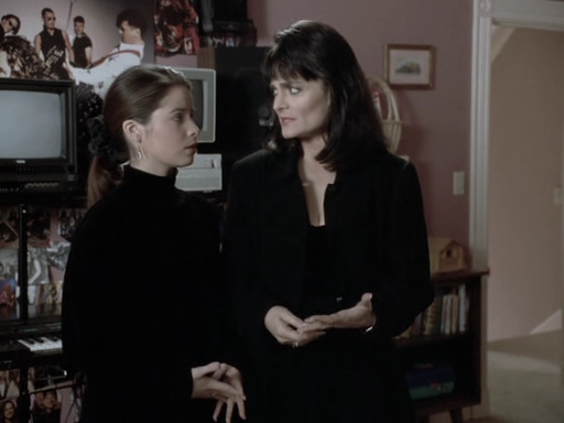 Charmed-Online_dot_nl-PicketFences1x12-3574.jpg