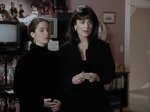 Charmed-Online_dot_nl-PicketFences1x12-3578.jpg