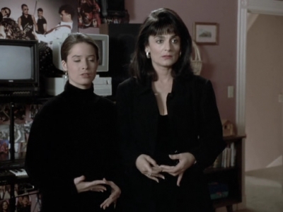 Charmed-Online_dot_nl-PicketFences1x12-3570.jpg