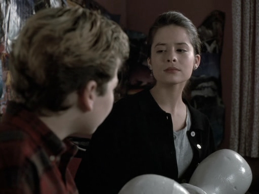 Charmed-Online_dot_nl-PicketFences1x14-6668.jpg