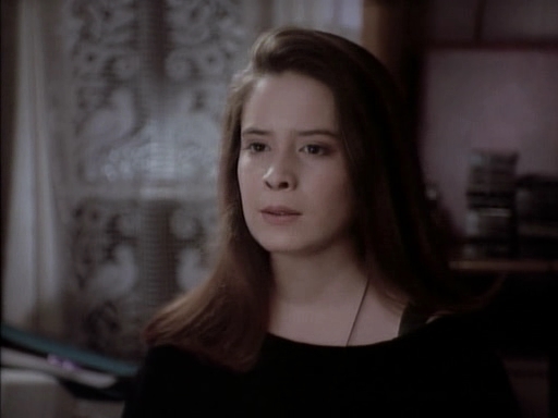 Charmed-Online_dot_nl-PicketFences1x15-8435.jpg