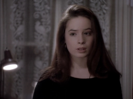 Charmed-Online_dot_nl-PicketFences1x15-8448.jpg