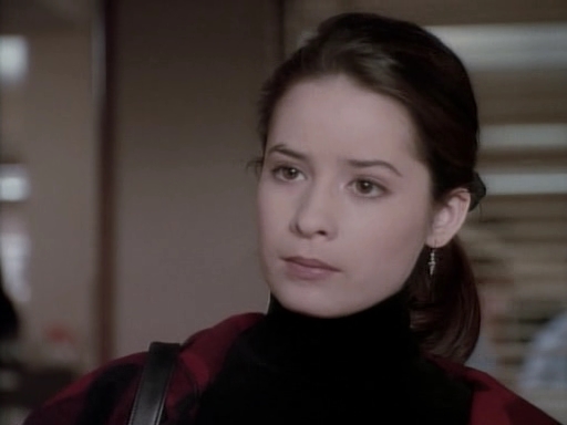 Charmed-Online_dot_nl-PicketFences1x15-9470.jpg