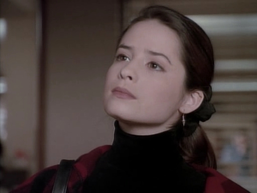 Charmed-Online_dot_nl-PicketFences1x15-9482.jpg Charmed-Online_dot_nl-PicketFences1x15-9482.jpg