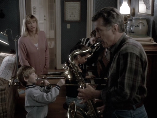 Charmed-Online_dot_nl-PicketFences1x18-12312.jpg