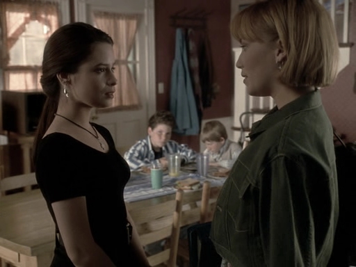 Charmed-Online_dot_nl-PicketFences1x21-3250.jpg