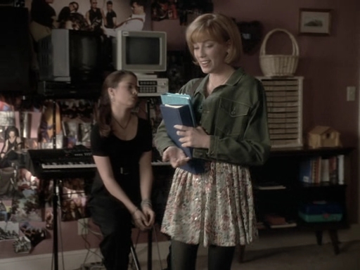 Charmed-Online_dot_nl-PicketFences1x21-3273.jpg