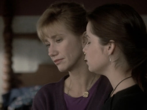 Charmed-Online_dot_nl-PicketFences1x21-4043.jpg