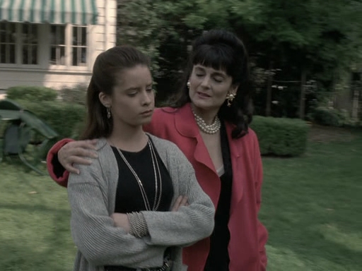 Charmed-Online_dot_nl-PicketFences1x21-4461.jpg