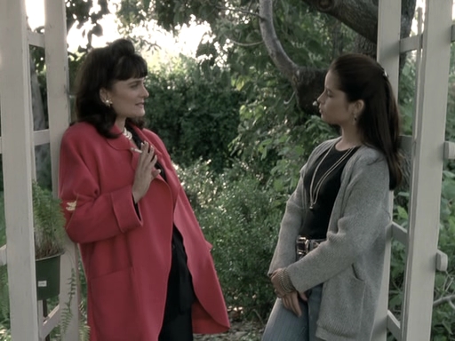 Charmed-Online_dot_nl-PicketFences1x21-4540.jpg