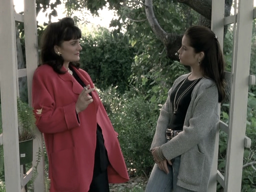 Charmed-Online_dot_nl-PicketFences1x21-4545.jpg