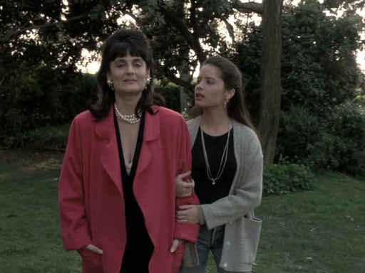 Charmed-Online_dot_nl-PicketFences1x21-4600.jpg