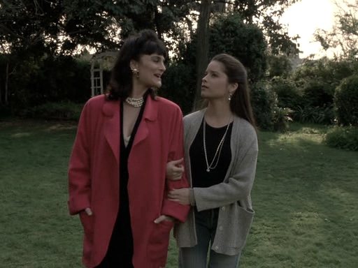 Charmed-Online_dot_nl-PicketFences1x21-4605.jpg