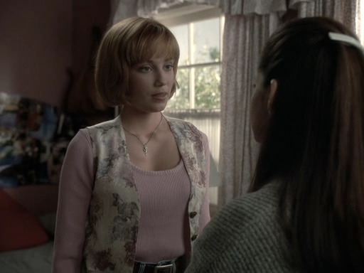 Charmed-Online_dot_nl-PicketFences1x21-5076.jpg