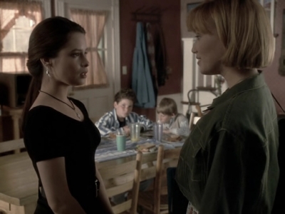 Charmed-Online_dot_nl-PicketFences1x21-3254.jpg