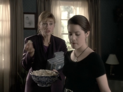 Charmed-Online_dot_nl-PicketFences1x21-3828.jpg