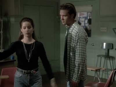 Charmed-Online_dot_nl-PicketFences1x21-4198.jpg