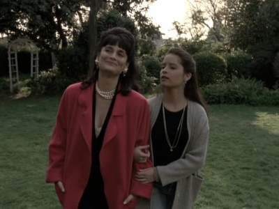 Charmed-Online_dot_nl-PicketFences1x21-4607.jpg