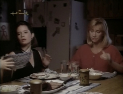 Charmed-Online_dot_nl-PicketFences2x01-1813.jpg